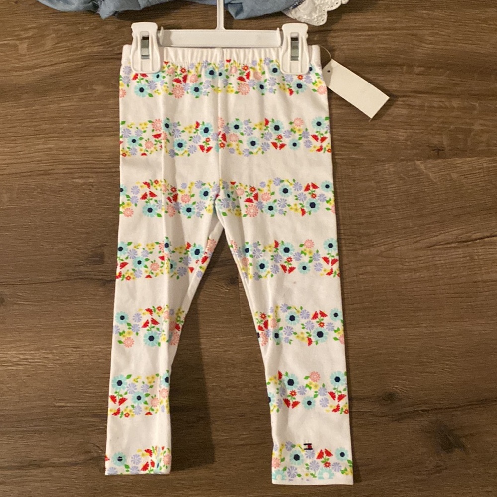 Two piece set - Picture 3 of 4